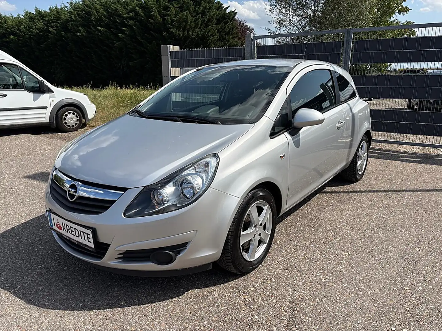 Opel Corsa 1,2 **142.000km** NEUES PICKERL 7/2027 Silber - 2