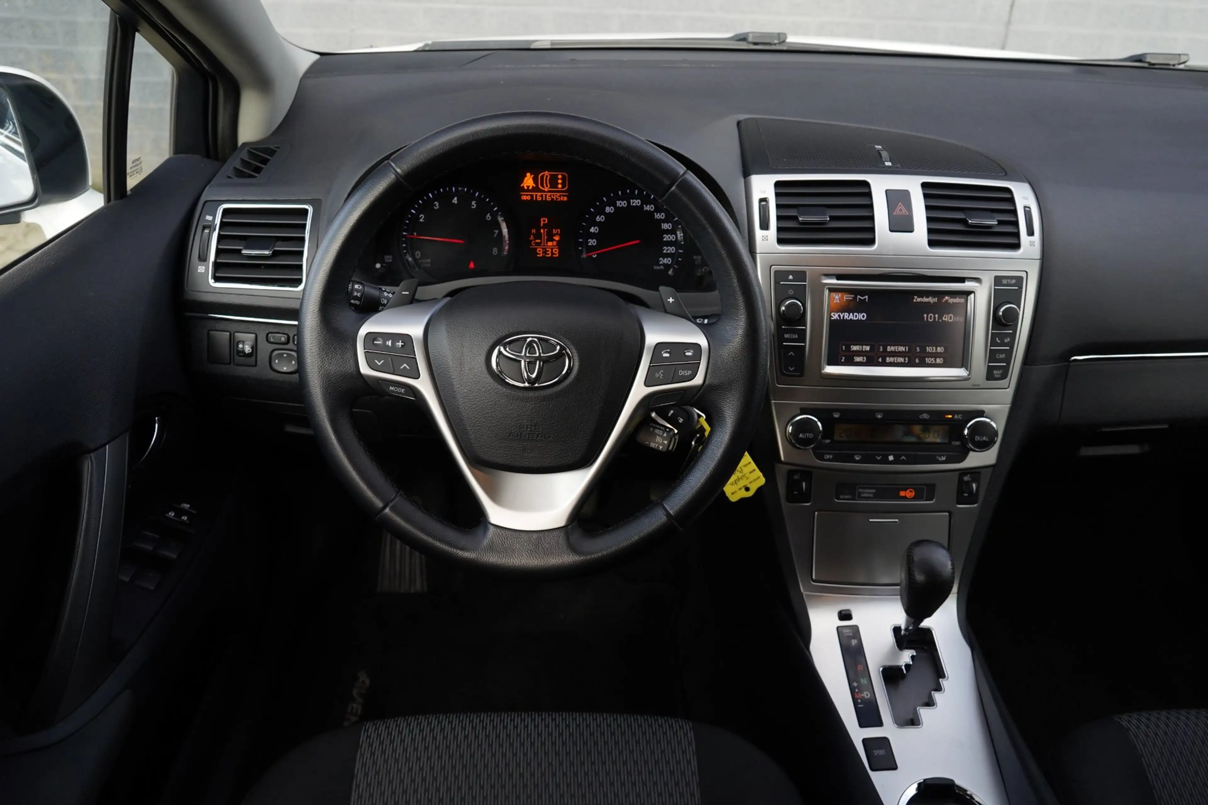 Toyota Avensis Wagon 1.8 VVTi Dynamic, Dealer onderhouden! — photo 5