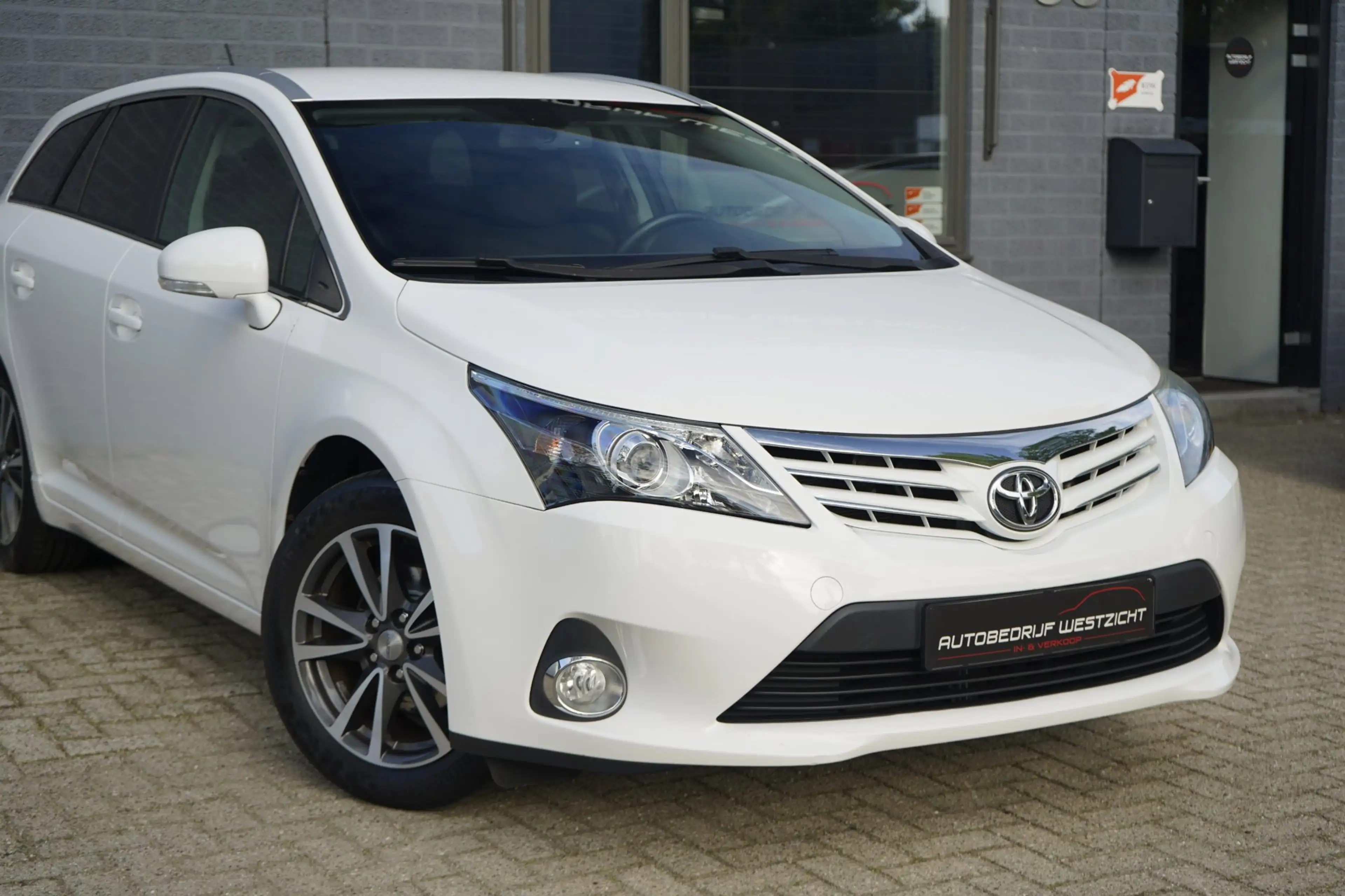 Toyota Avensis Wagon 1.8 VVTi Dynamic, Dealer onderhouden! — photo 19