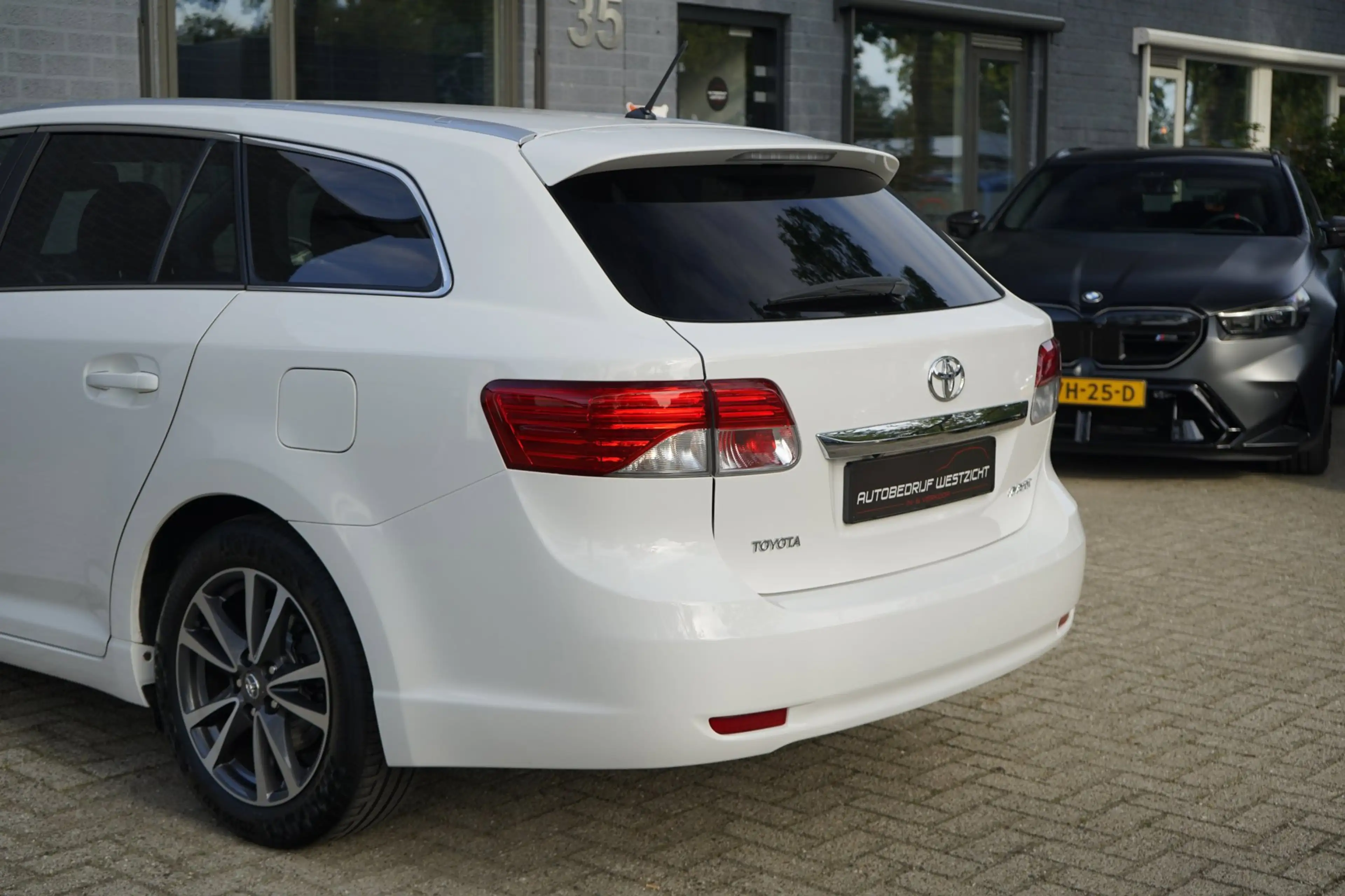 Toyota Avensis Wagon 1.8 VVTi Dynamic, Dealer onderhouden! — photo 13