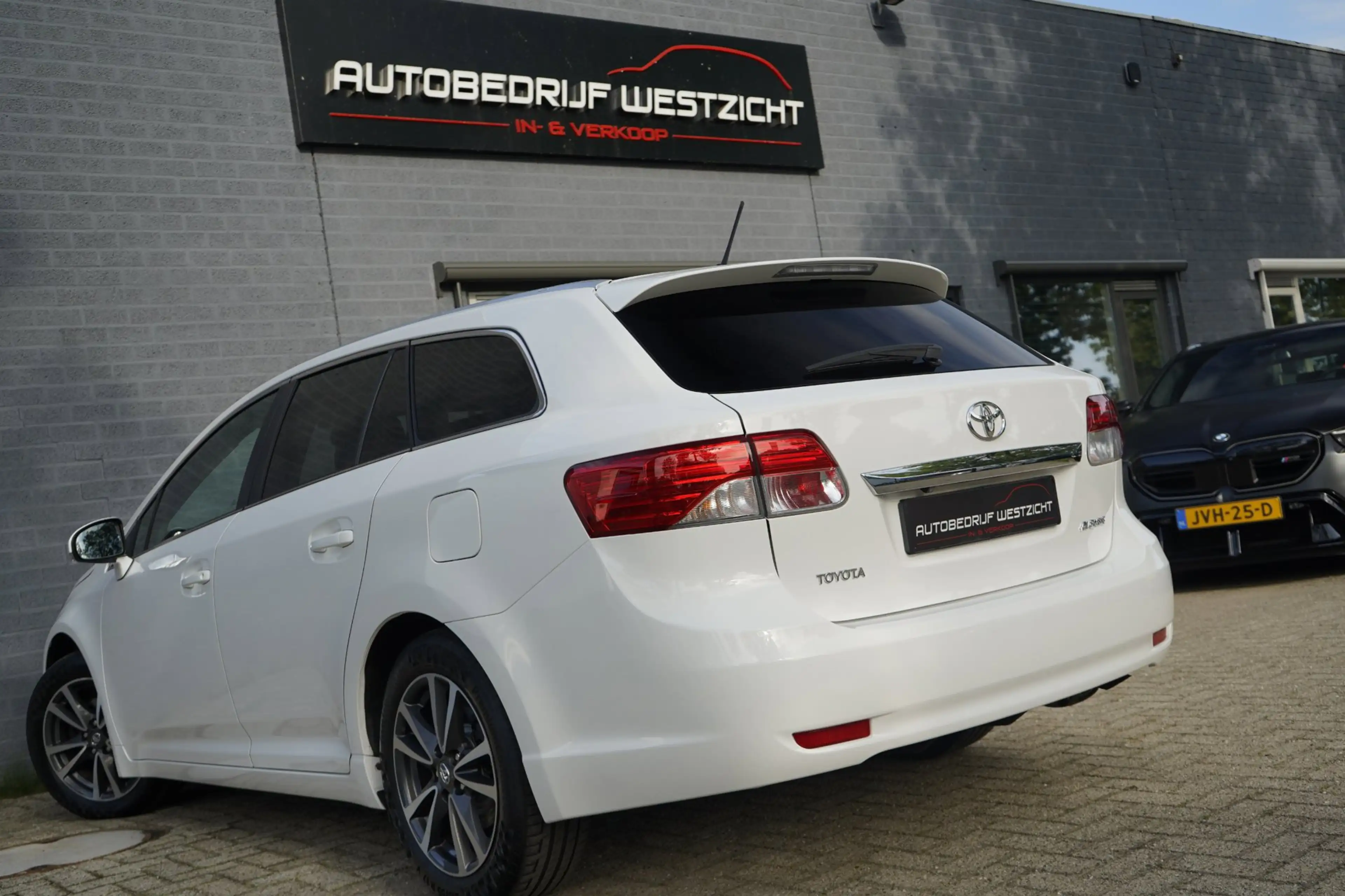 Toyota Avensis Wagon 1.8 VVTi Dynamic, Dealer onderhouden! — photo 22