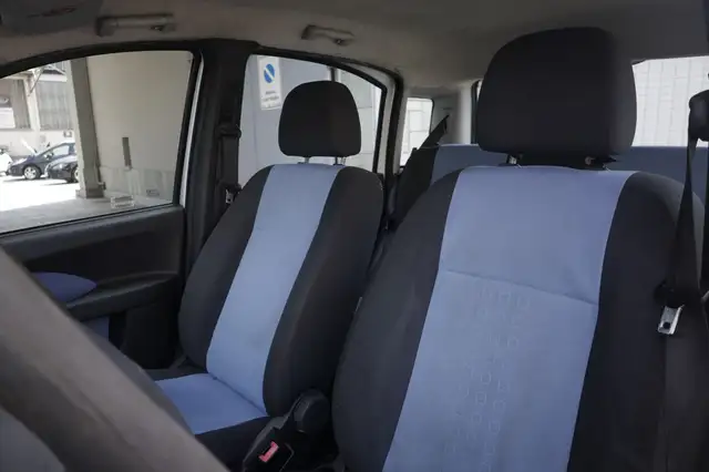 Fiat Panda view 16