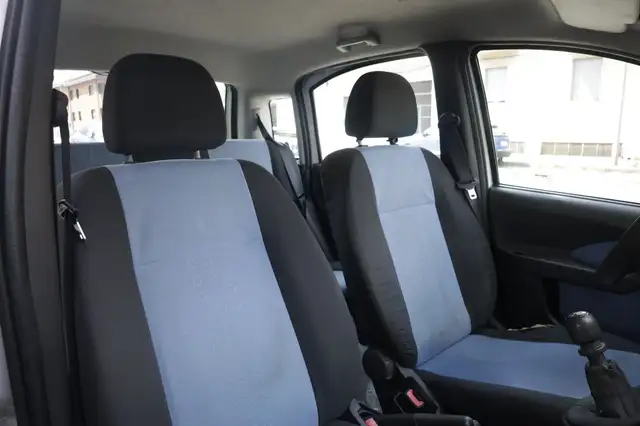 Fiat Panda view 6