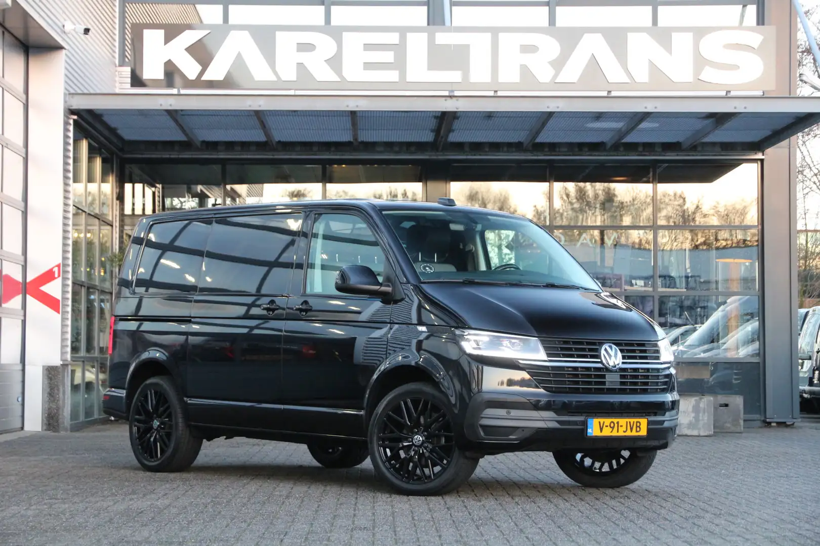 Volkswagen Transporter 2.0 TDI 150 | Aut. | Standkachel | Cruise | Airco. Zwart - 1