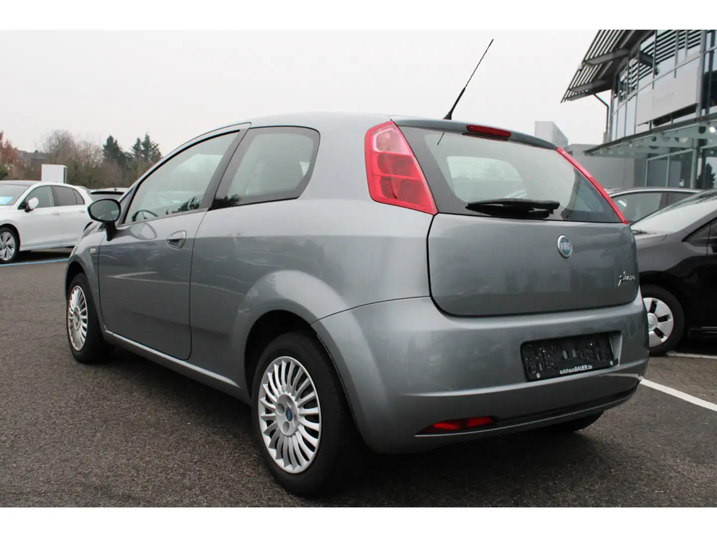 Fiat Grande Punto 1.2 8V Dynamic Gewerbe/Export *Radio,Multif. Lenkr Grau - 2
