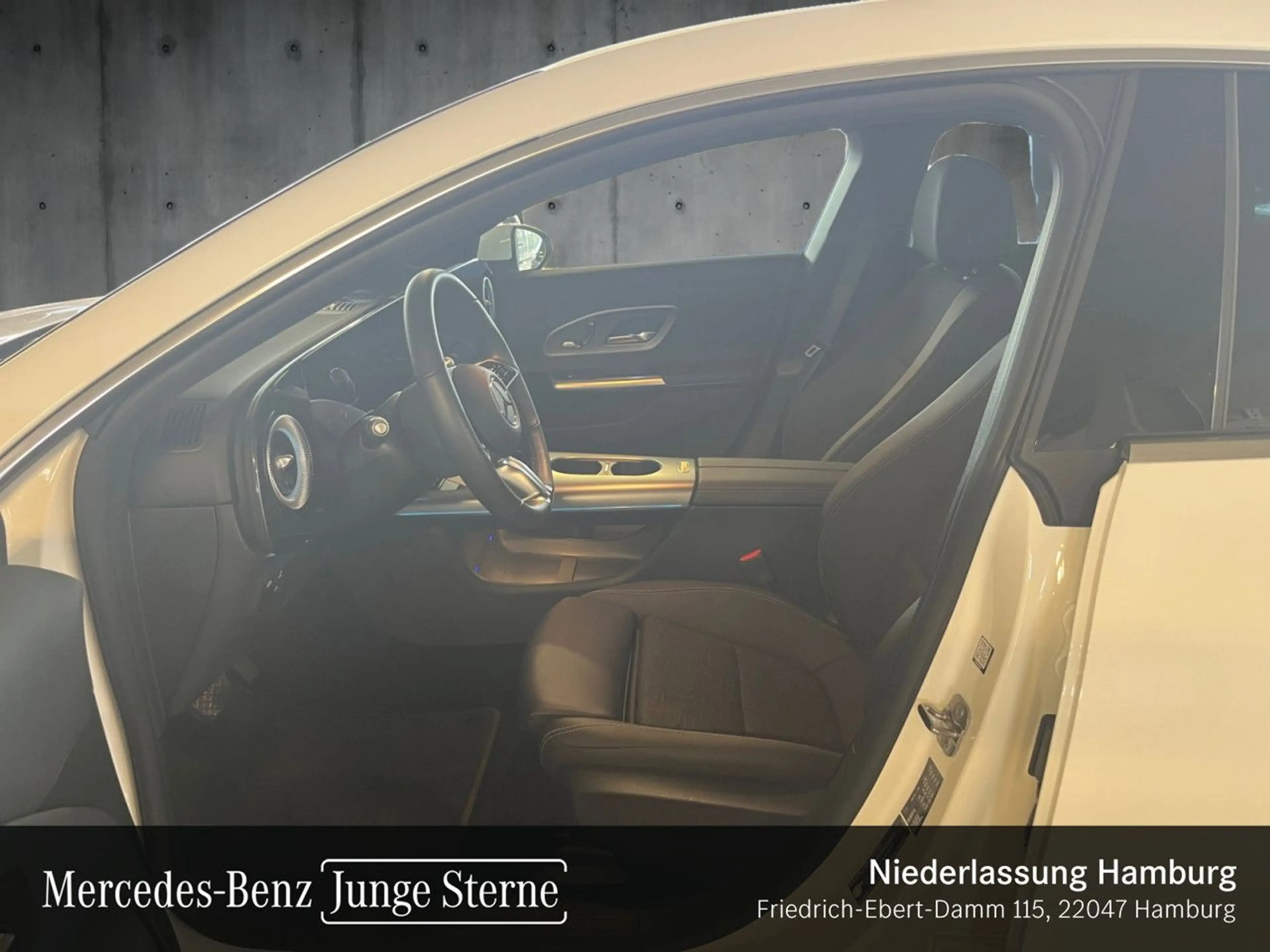 Mercedes-Benz CLA 250 Cp. Progressive Pano Multibeam Kamera Temp — photo 11
