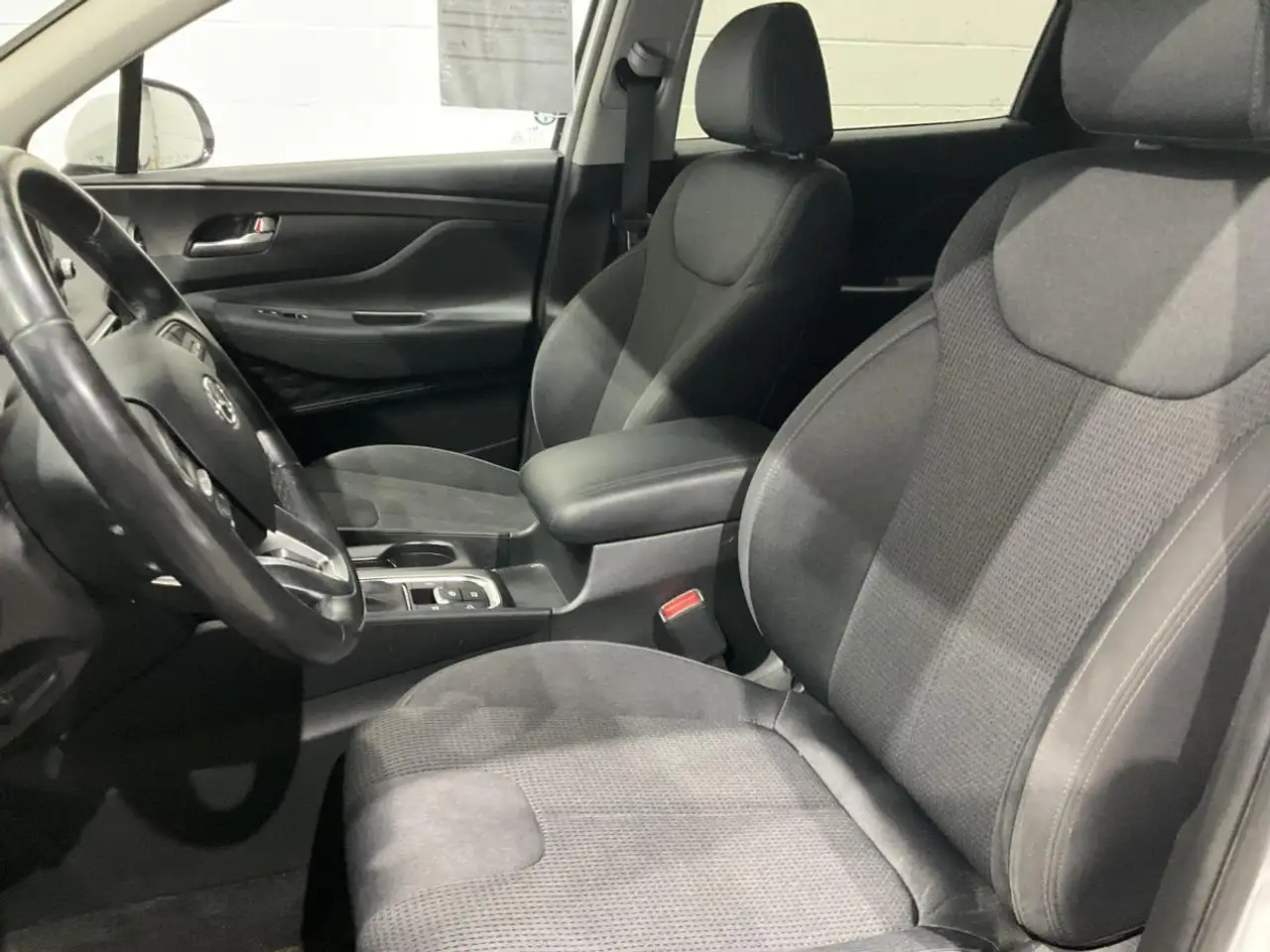 Hyundai SANTA FE photo Hyundai SANTA FE