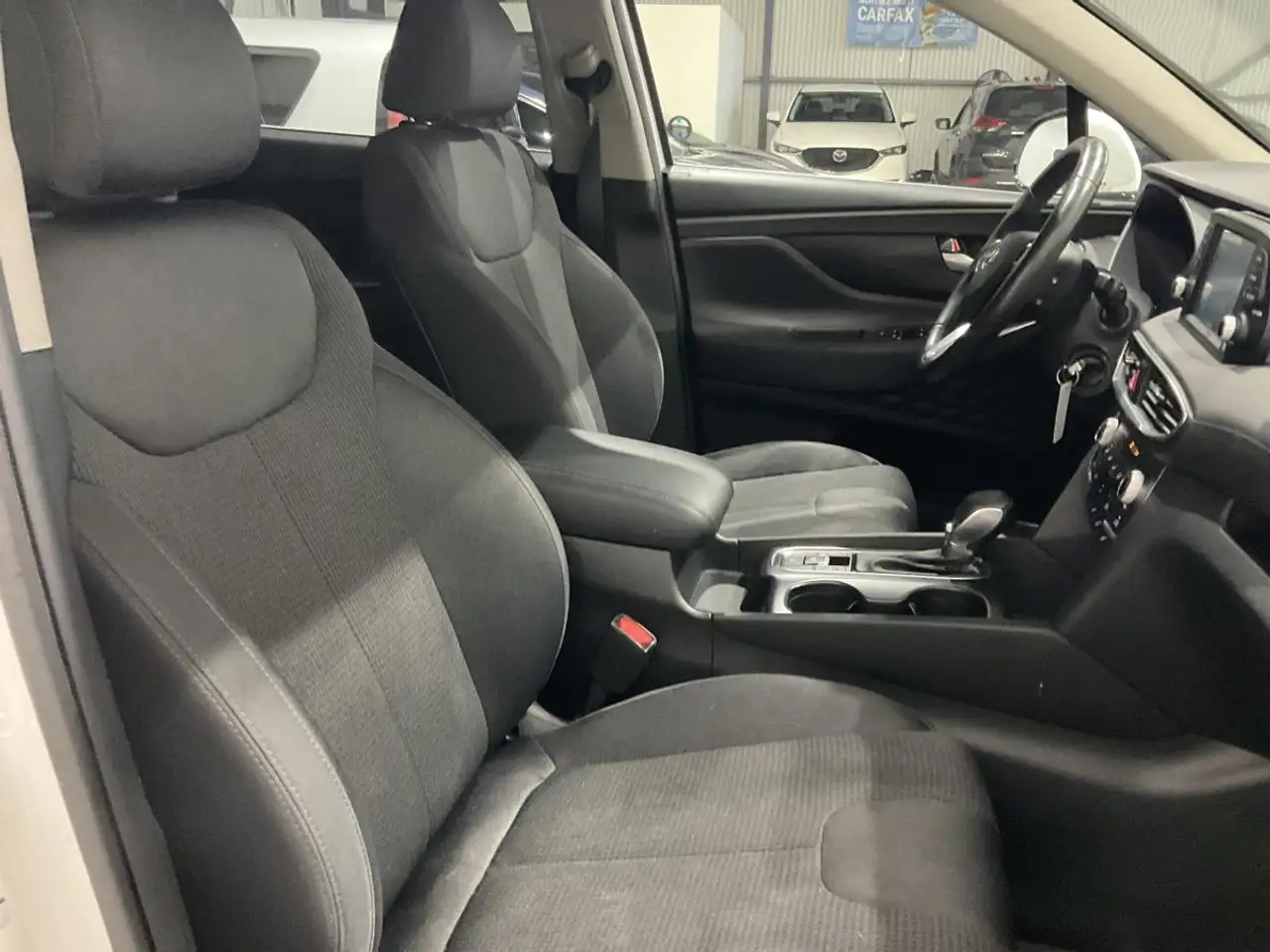 Hyundai SANTA FE photo Hyundai SANTA FE