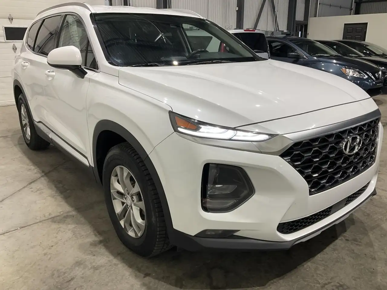 Hyundai SANTA FE photo Hyundai SANTA FE