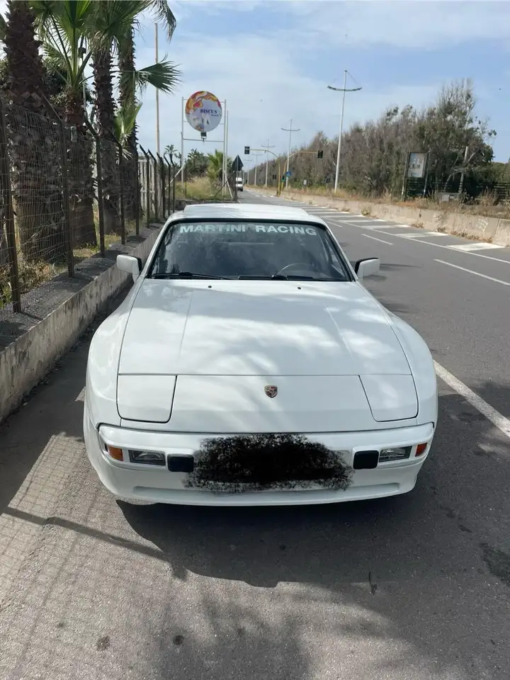 Porsche 944 Coupe 2.5, foto 1