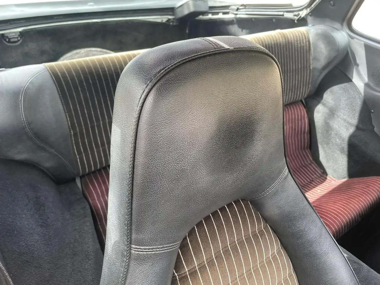 Porsche 944 Coupe 2.5, foto 6