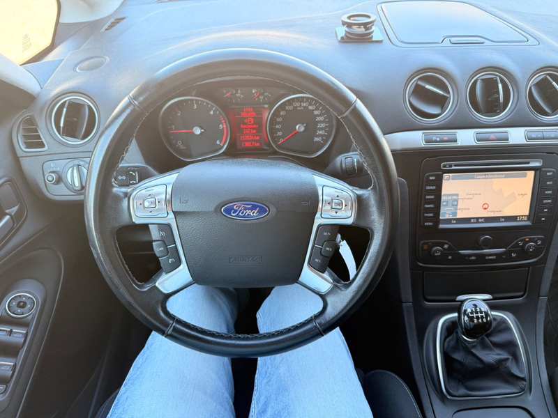 Ford S-Max S-MAX — photo 32