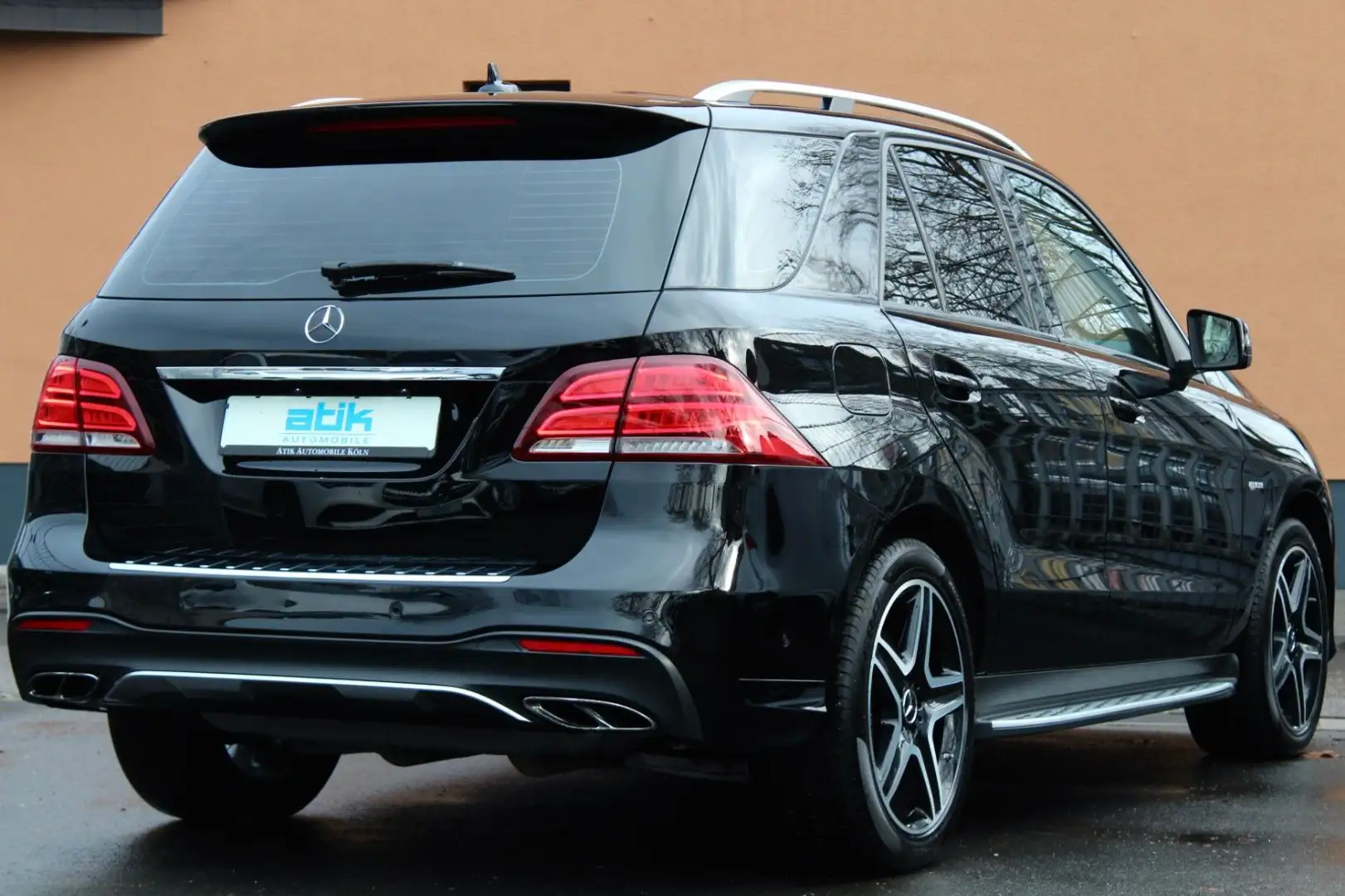 Mercedes-Benz GLE 43 AMG 1.HAND! MB-Scheckheft! COMAND GSD 20" Negro - 2