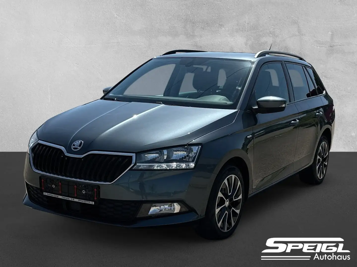 Skoda Fabia Combi 1.0l TSI Drive 125 Klima Einparkhilfe Grigio - 1