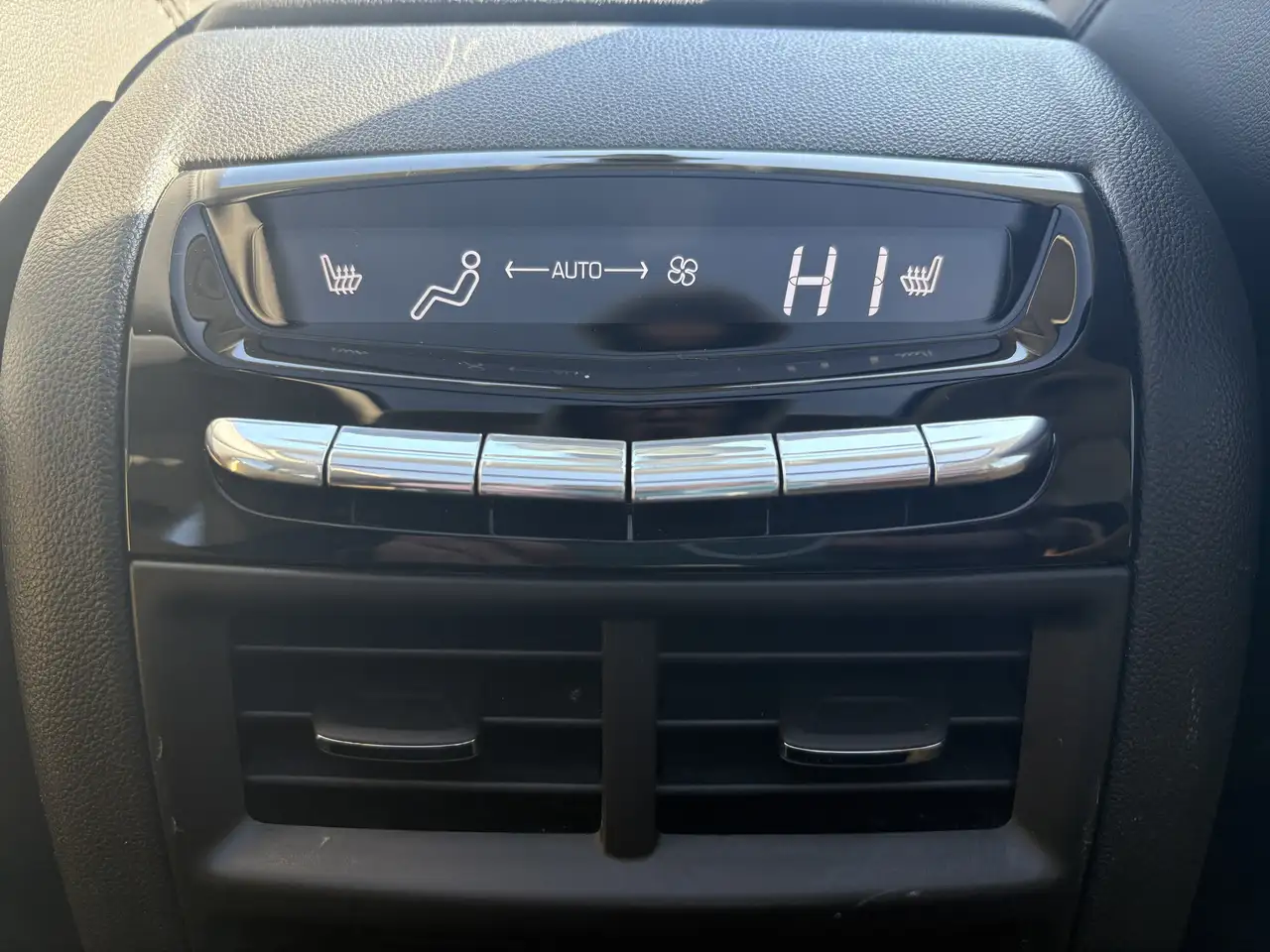 Cadillac XT5 снимка Cadillac XT5