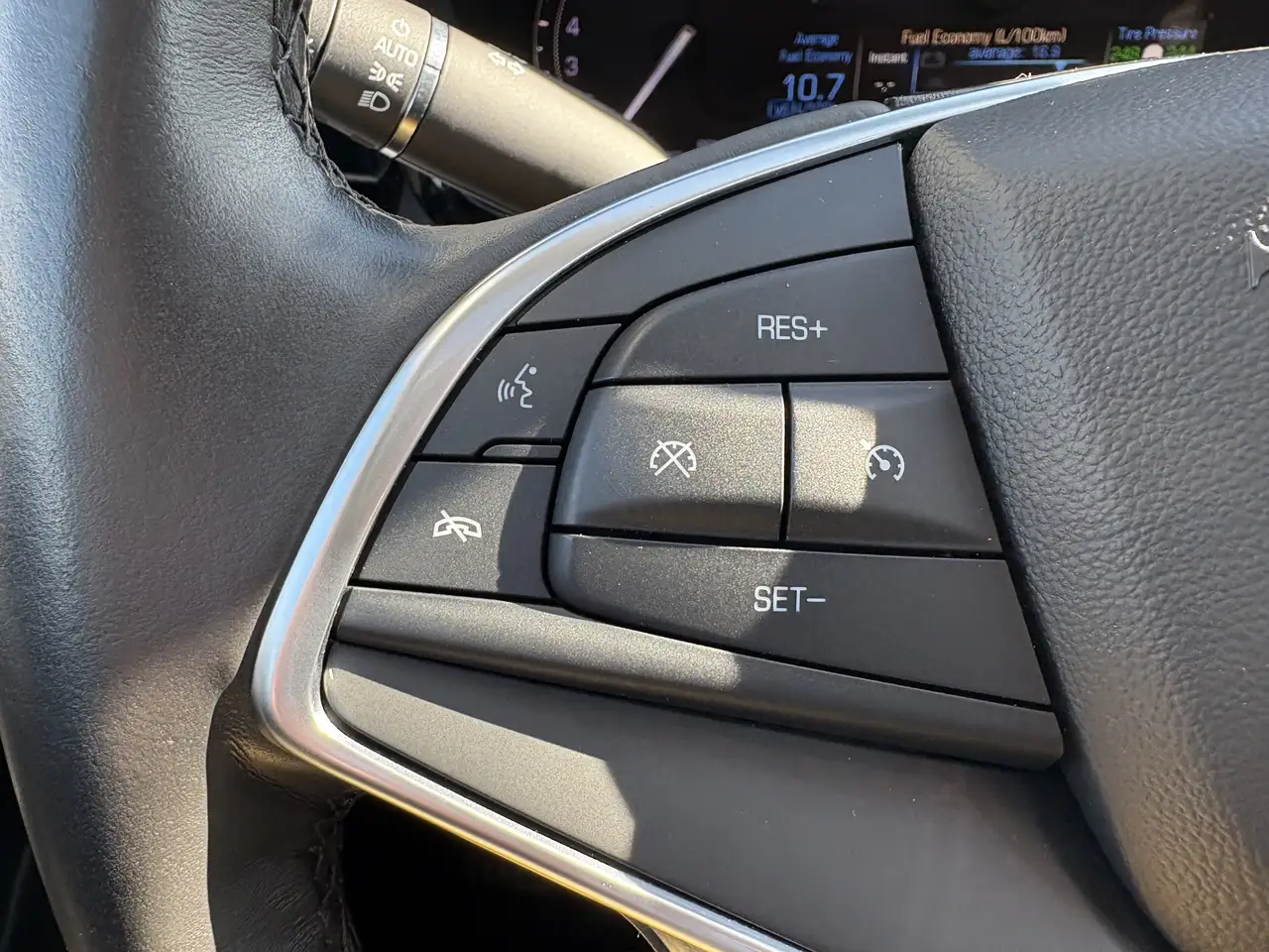 Cadillac XT5 снимка Cadillac XT5