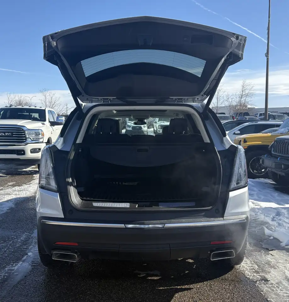 Cadillac XT5 снимка Cadillac XT5