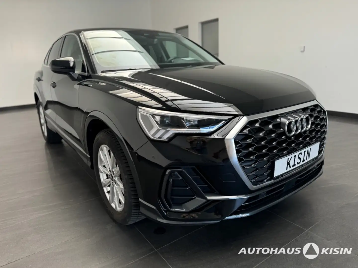 Audi Q3 Sportback 35 TFSI 1.5 /Navi /SHZ /LED Noir - 2
