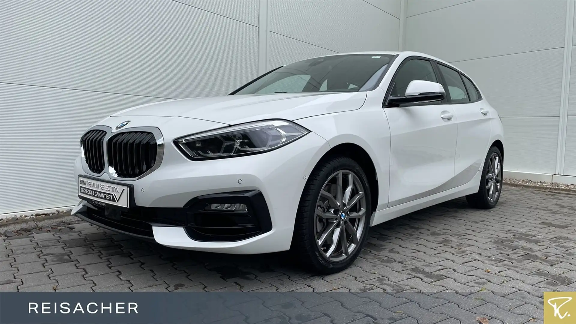 BMW 120 i Sport Line,LCProf.adLED,RFK,Lenkhz.HIFI,DAB Weiß - 1