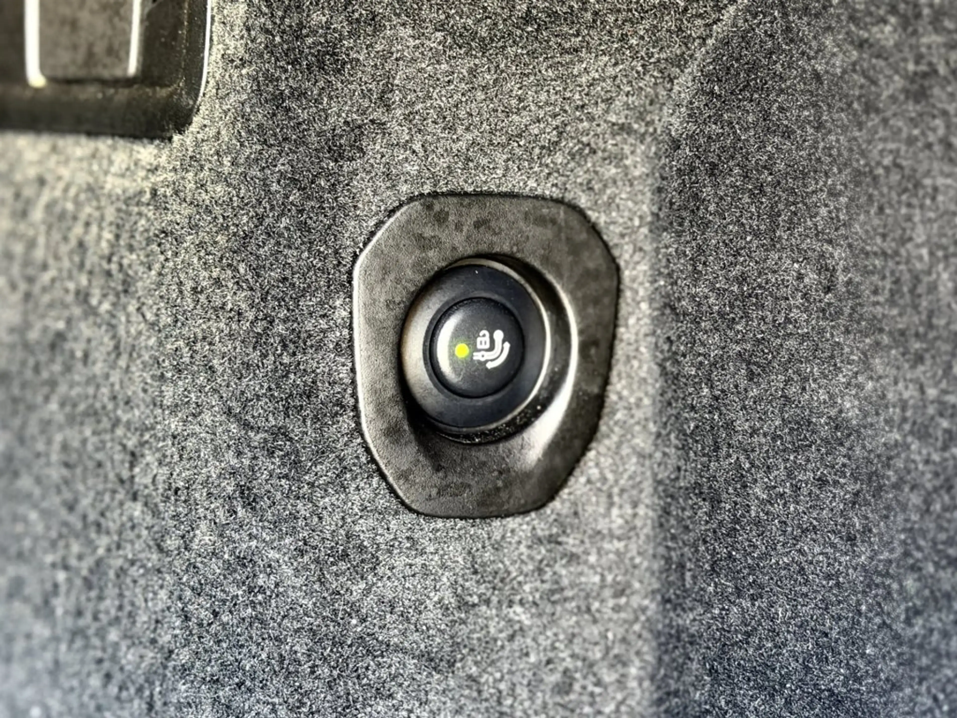 BMW X6 xDrive 40i M Paket — photo 12
