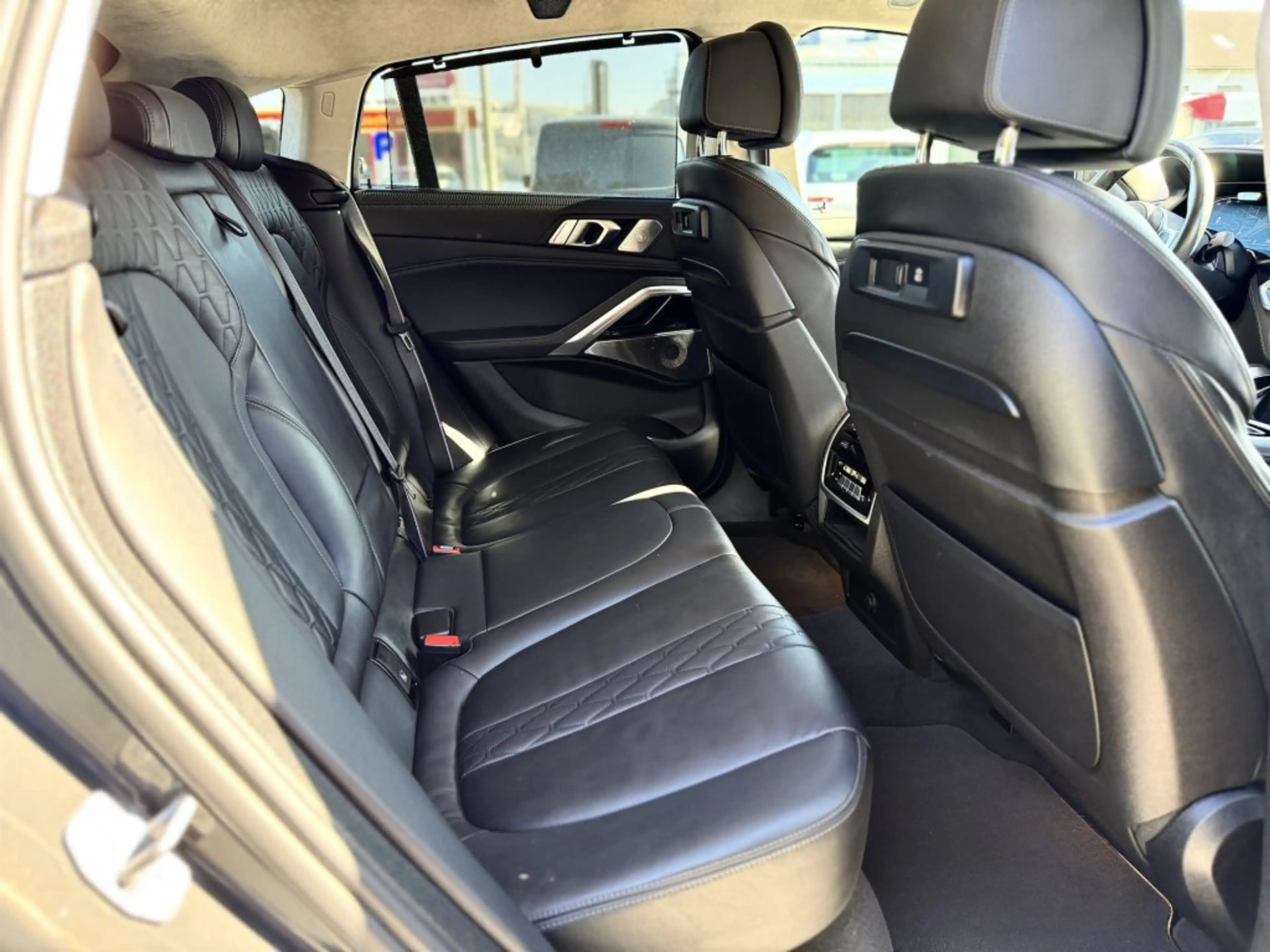 BMW X6 xDrive 40i M Paket — photo 14