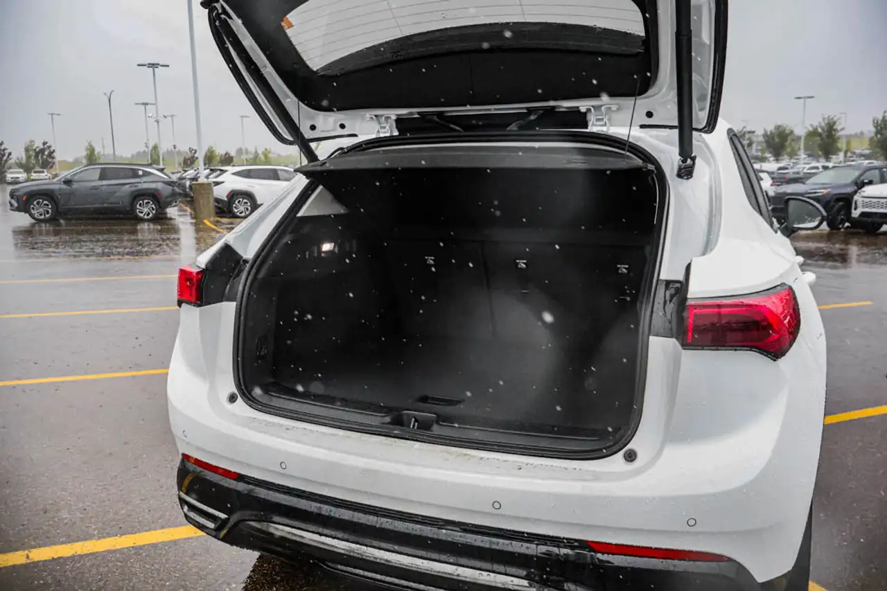 Buick Envision photo Buick Envision