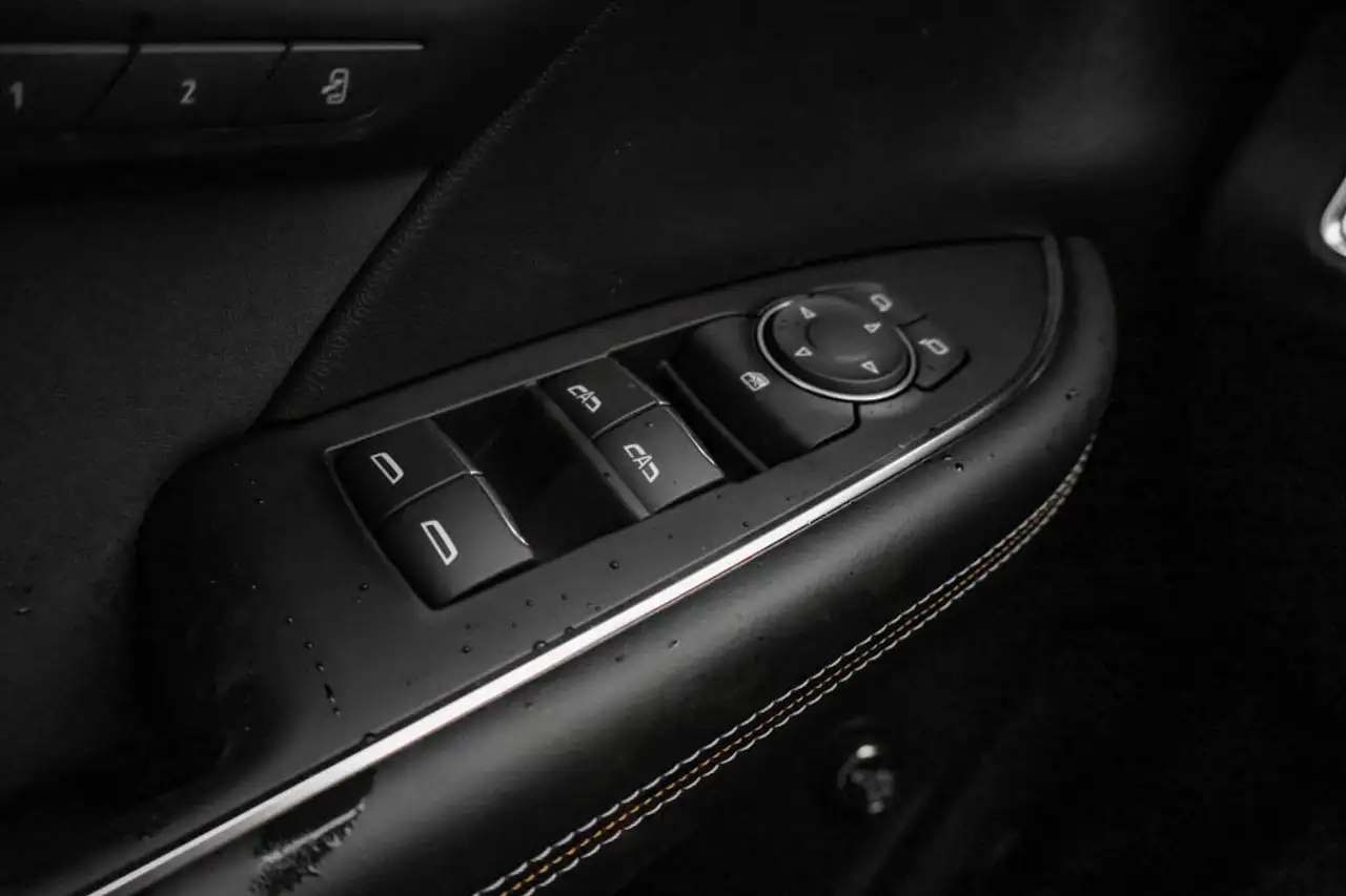 Buick Envision photo Buick Envision