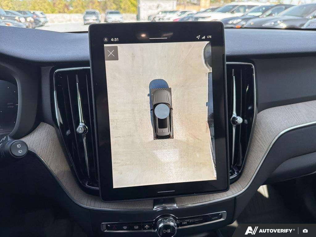 2026 Volvo XC60 T8 AWD Plus Dark Theme thumb 18
