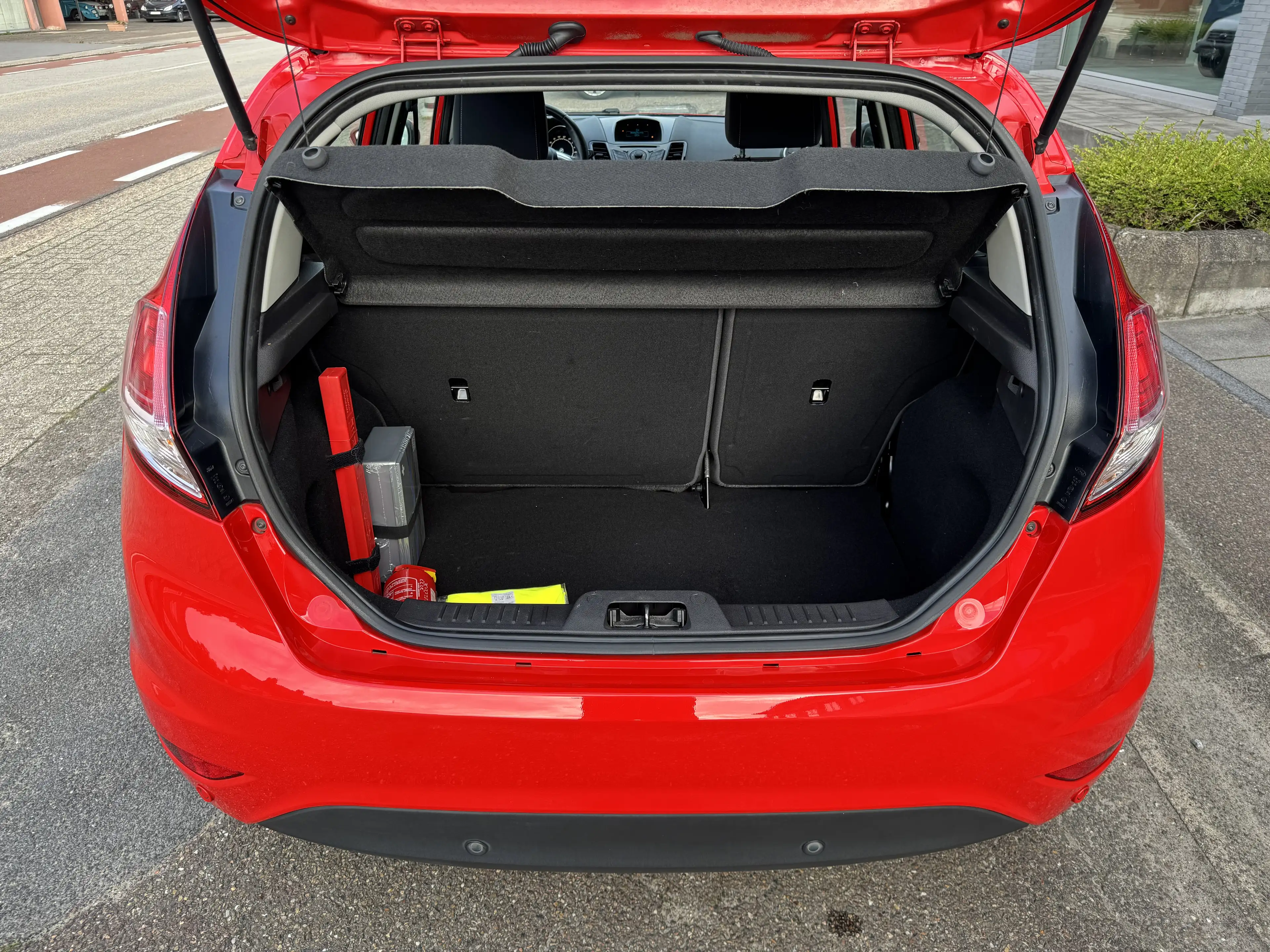 Ford Fiesta 5D 1.0 Benzine — photo 14