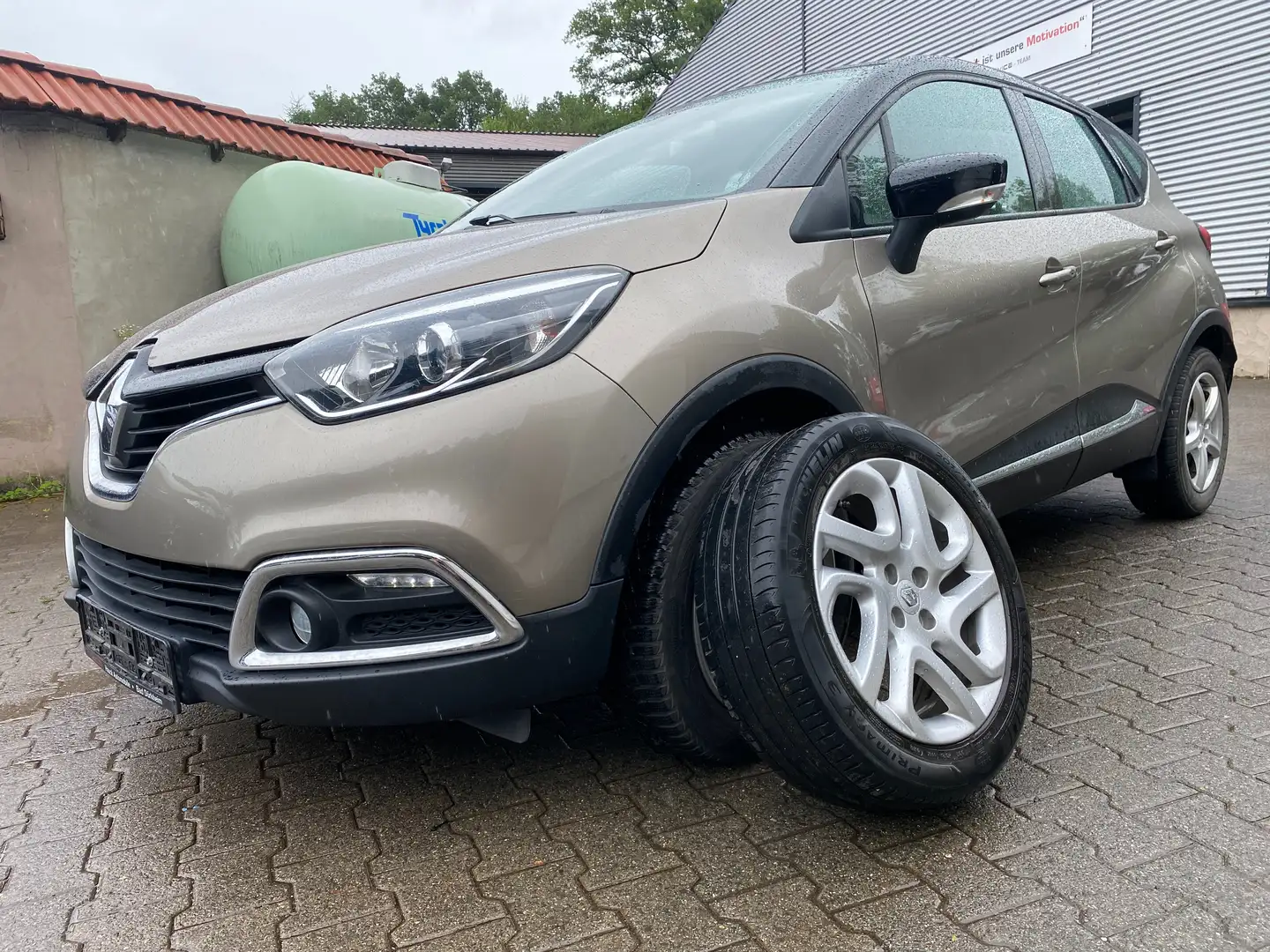 Renault Captur 1.2 Luxe Automatik Scheckheft u-frei Kamera Navi Gris - 1