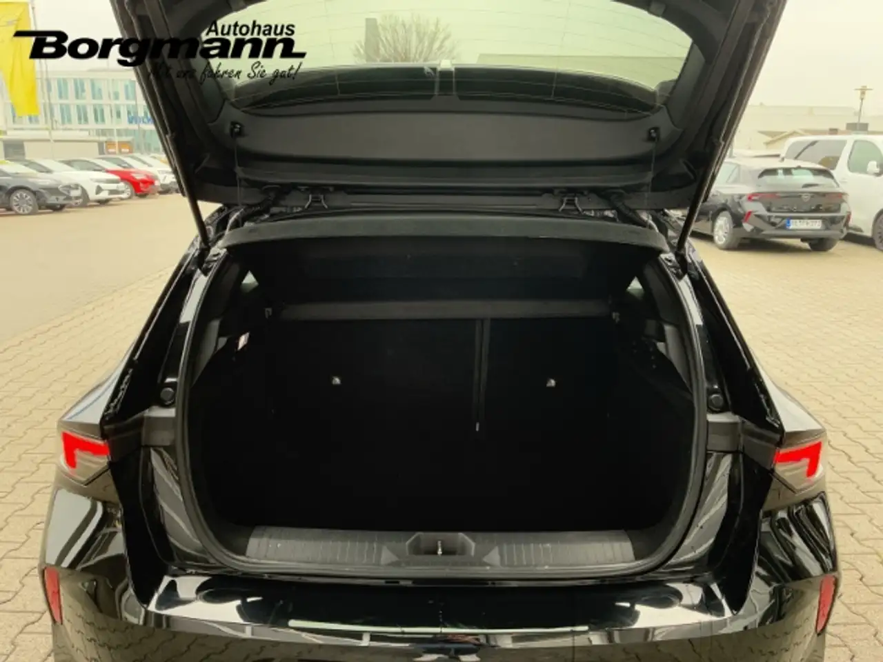 Opel Astra Enjoy - Allwetterreifen - PDC v+h - Kamera - SHZ 7