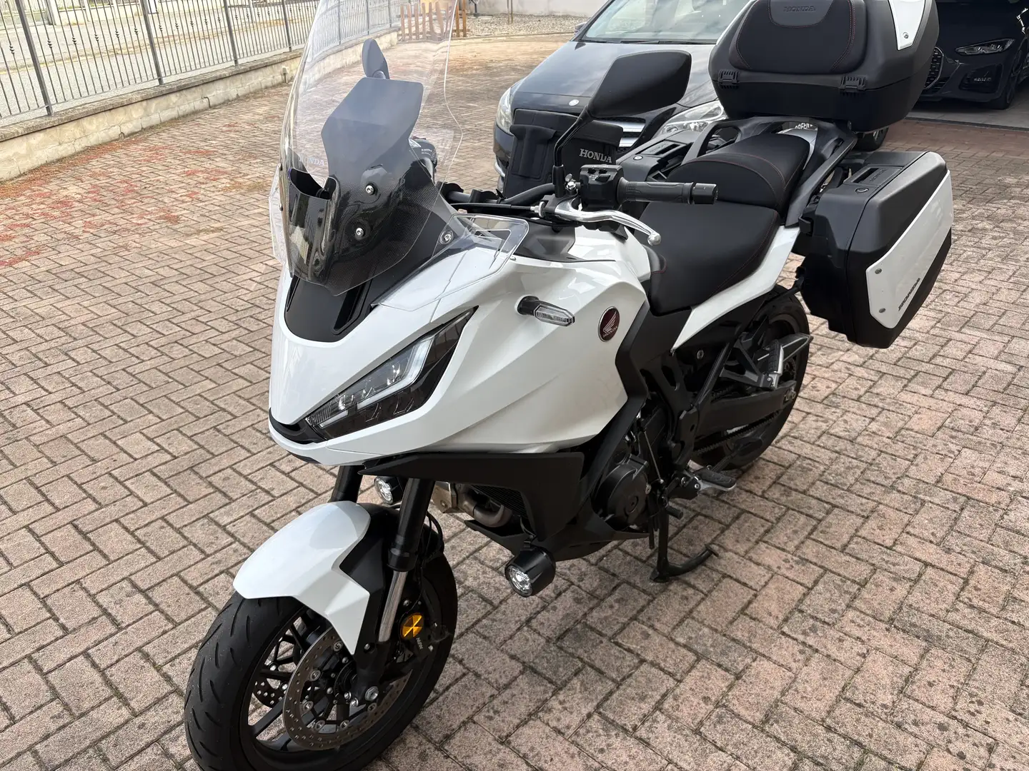 Honda NT 1100 travel Blanc - 1