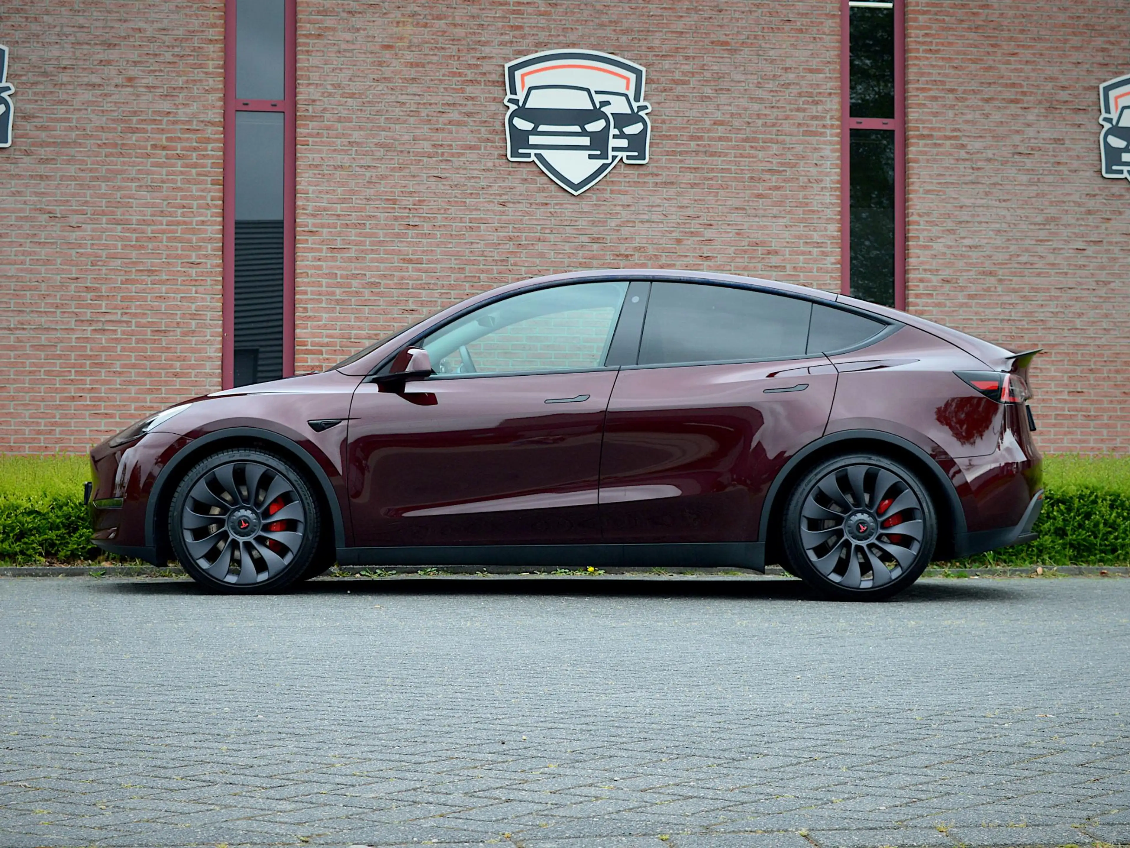 Tesla Model Y Performance AWD 75 kWh | SOH 97% | BTW — photo 3