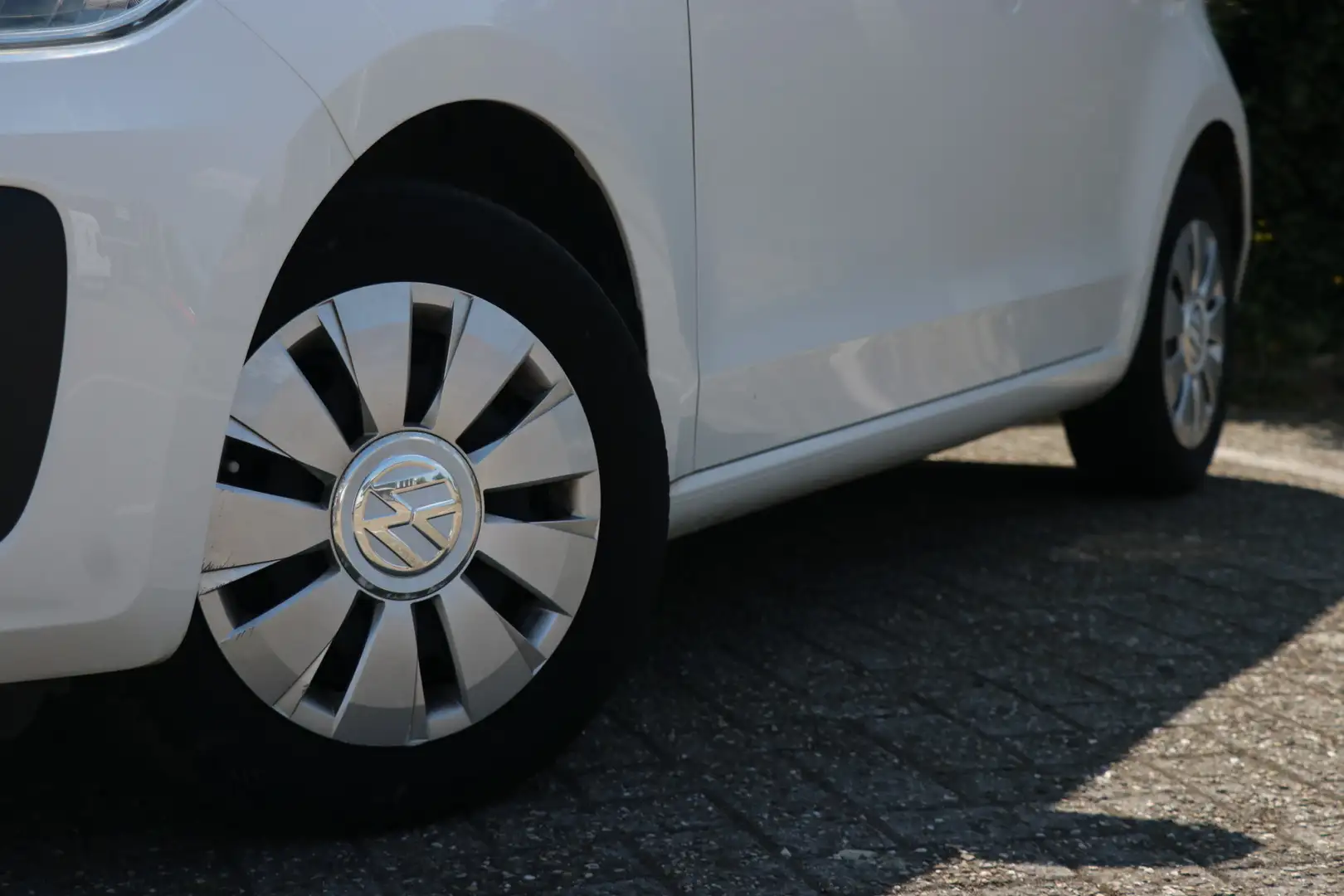 Volkswagen up! 1.0 BMT move up! Wit - 2