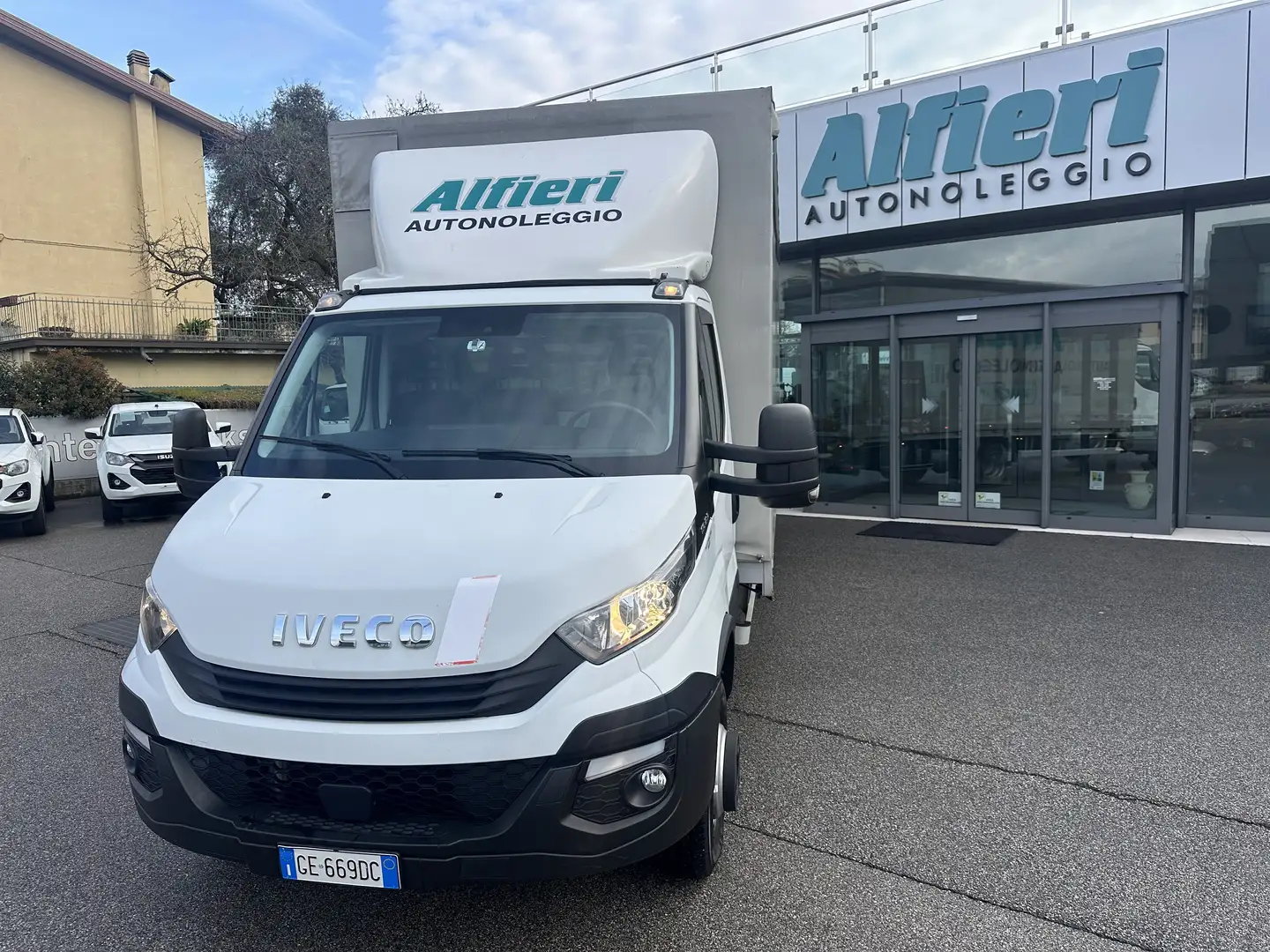 Iveco Daily 60C18 E6B Cen Reg Porte Post 6200x2300x2850kg2530 Bianco - 2