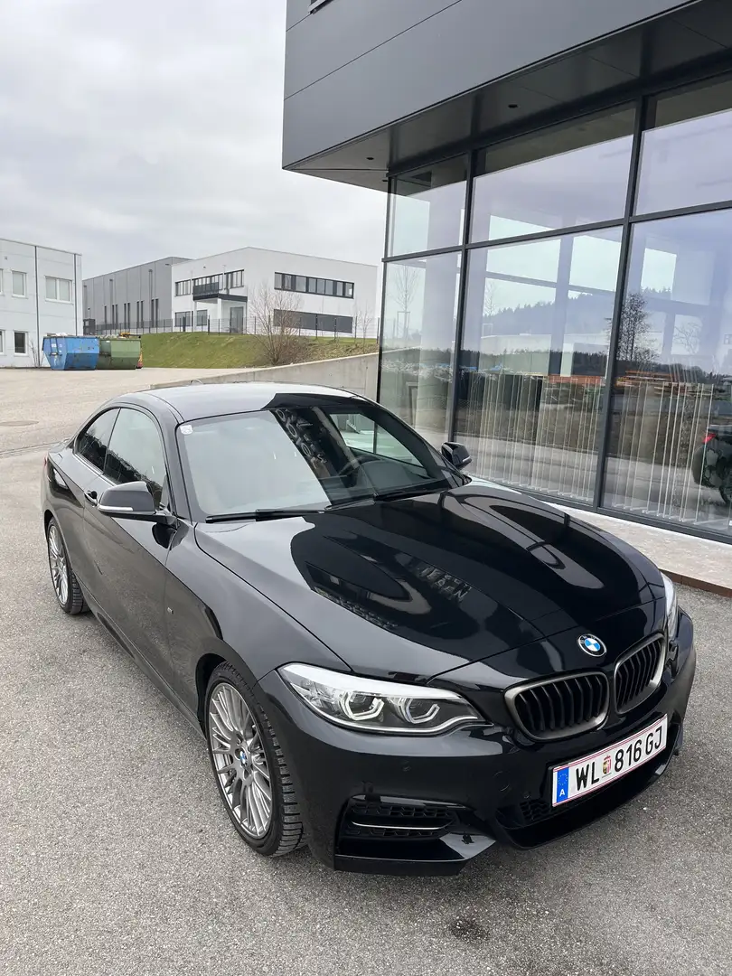 BMW 240 M240i Coupé xDrive Aut. Schwarz - 1