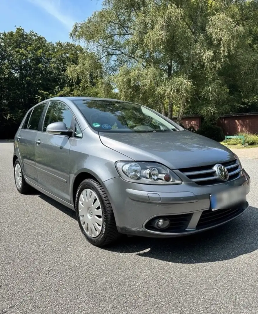 Volkswagen Golf Plus 1.6 FSI Tour - 1