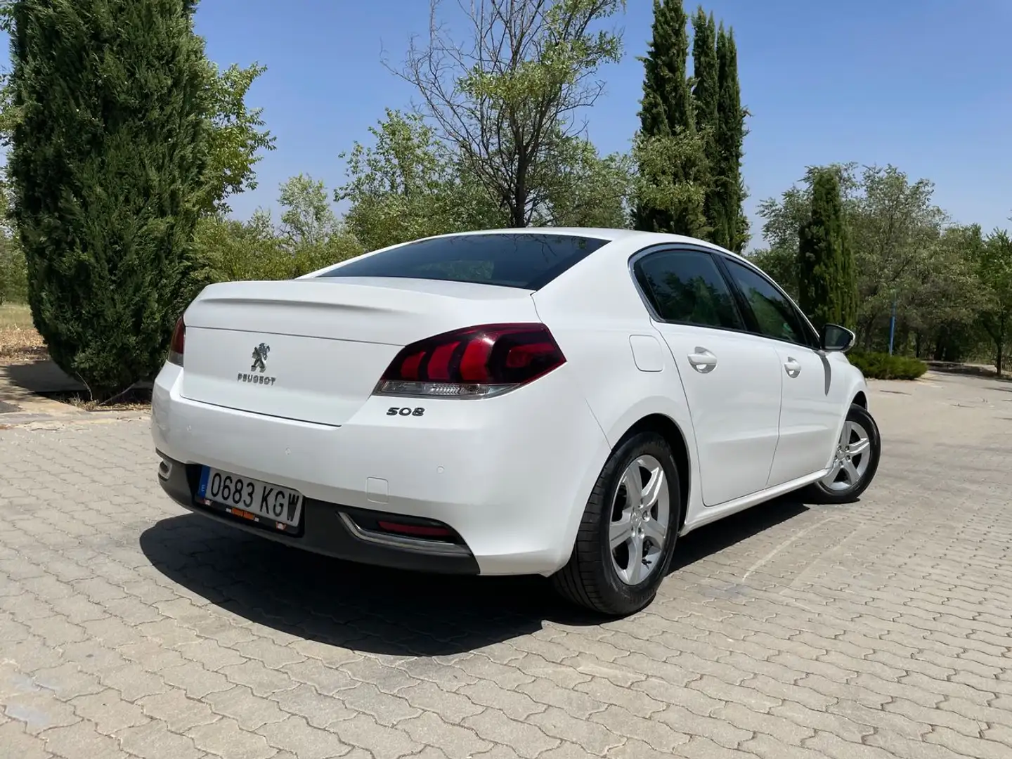 Peugeot 508 1.6BlueHDI Active 120 Blanco - 2