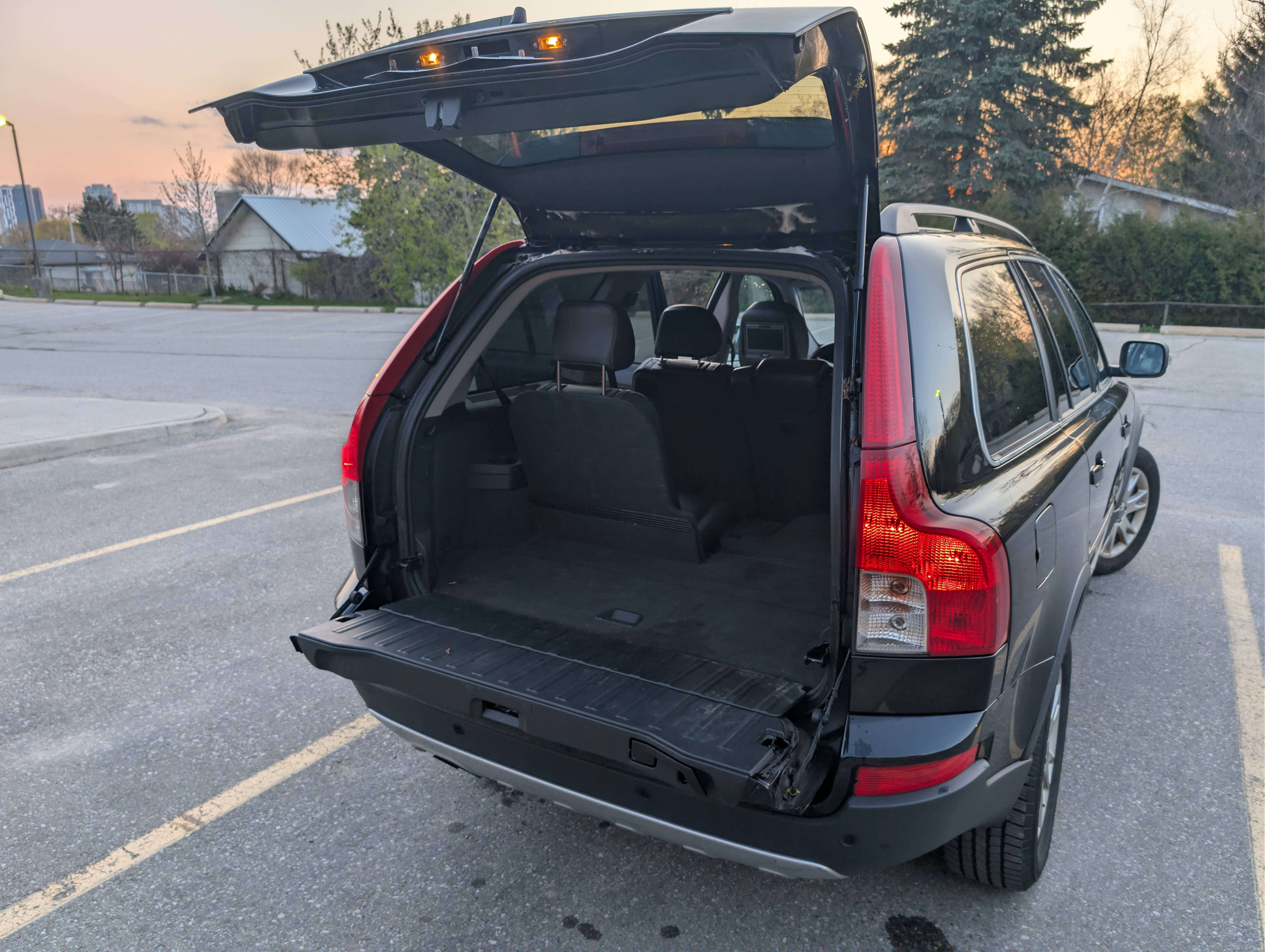 2008 Volvo XC90 alt 4