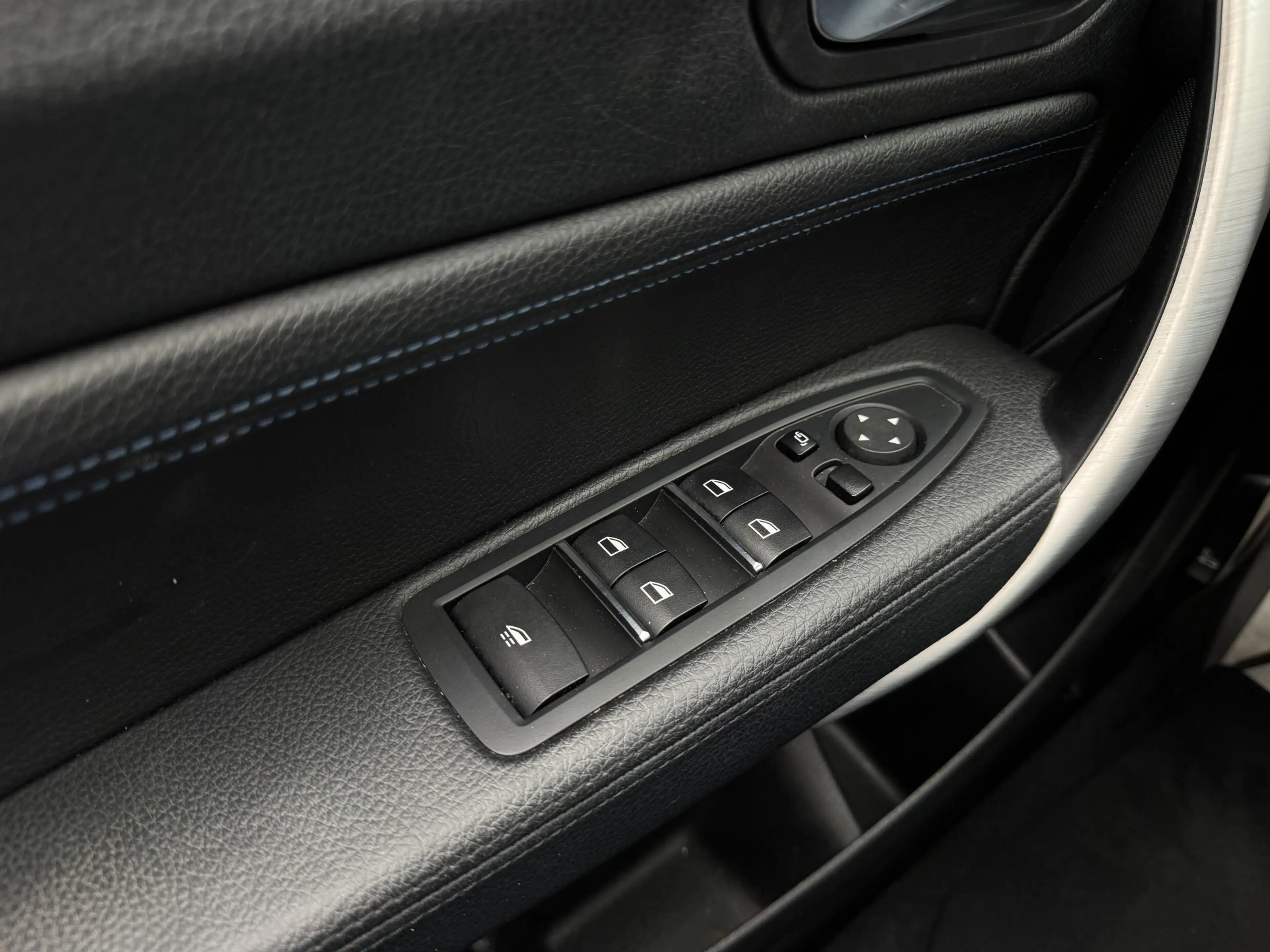 BMW 220 2-serie Cabrio 220i, M-pakket, Digitale cockpit — photo 16