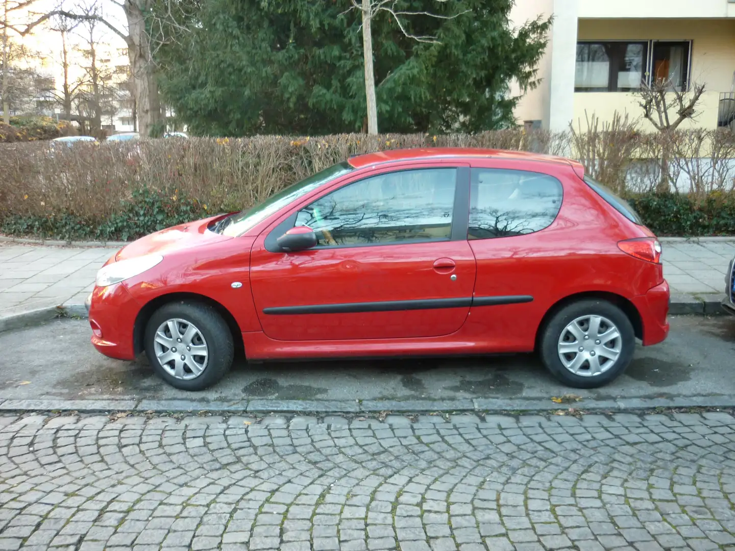 Peugeot 206 206+ Rot - 2
