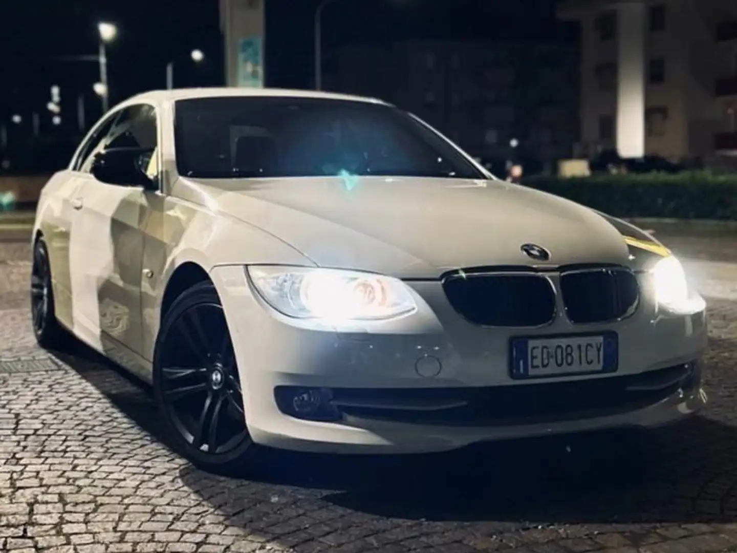 BMW 320 Serie 3 E93 Cabrio 320i Cabrio Attiva FL Bianco - 1
