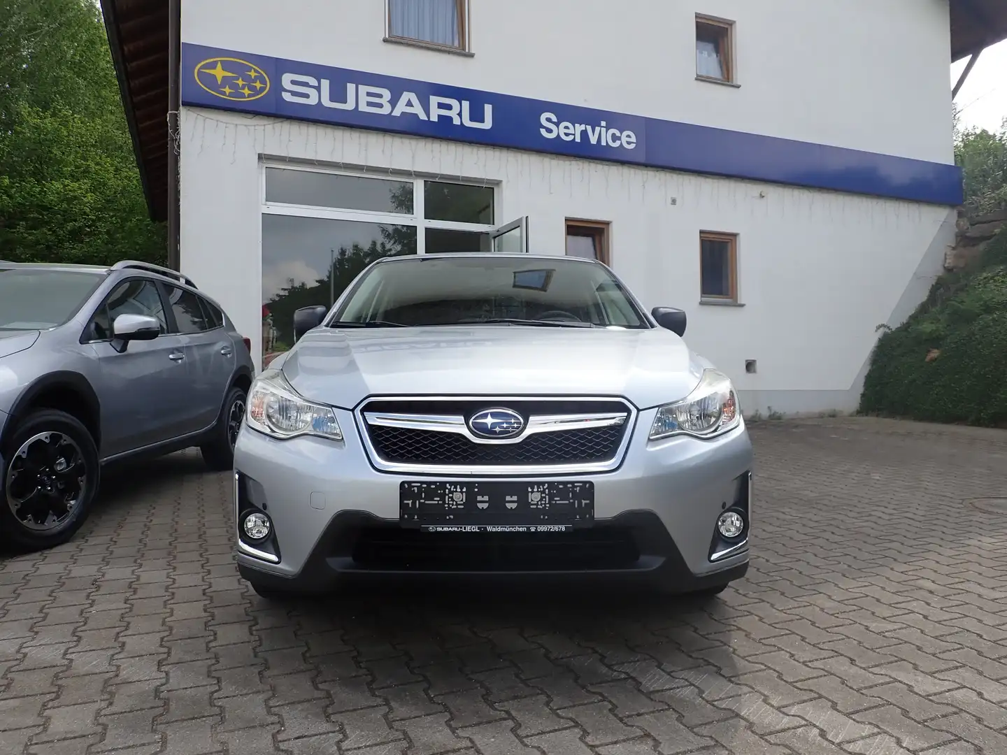 Subaru XV 1.6i Trend srebrna - 2