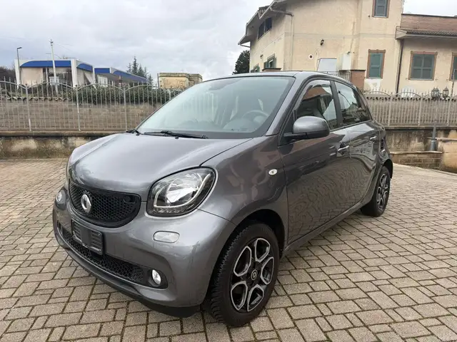 smart forFour Forfour II 1.0 Passion 71cv twinamic ITALIANA