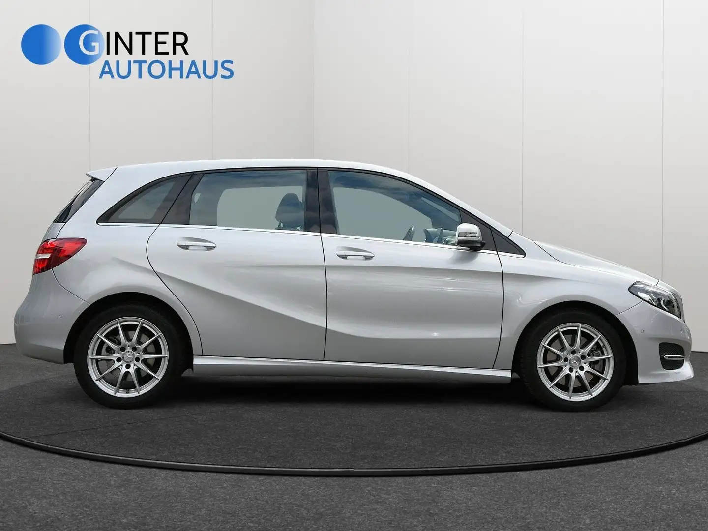Mercedes-Benz B 250 G-Tronic Urban*Panorama* Silber - 2