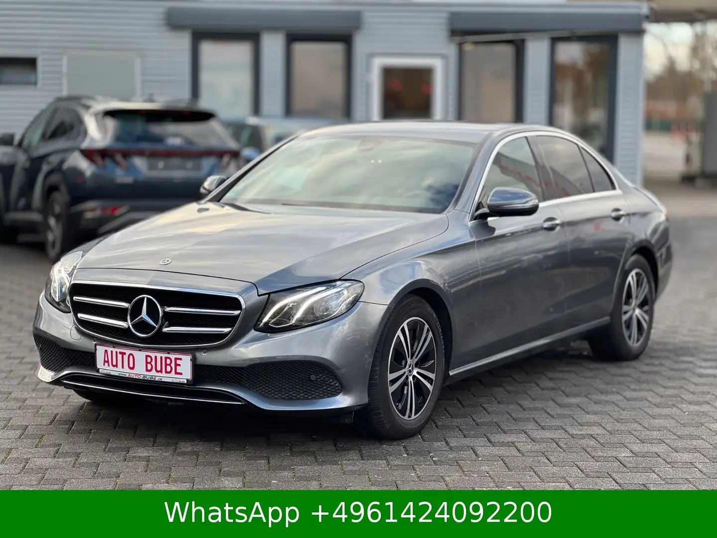 Mercedes-Benz E 200 KAMERA|LED|TOTWINKELASSIST Grau - 2