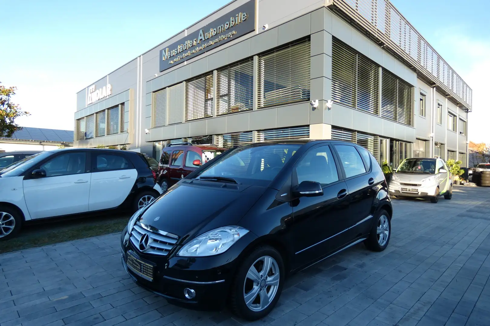 Mercedes-Benz A 180 A 180 Automatik- 69.000KM!! Sehr gute Austattung Noir - 1