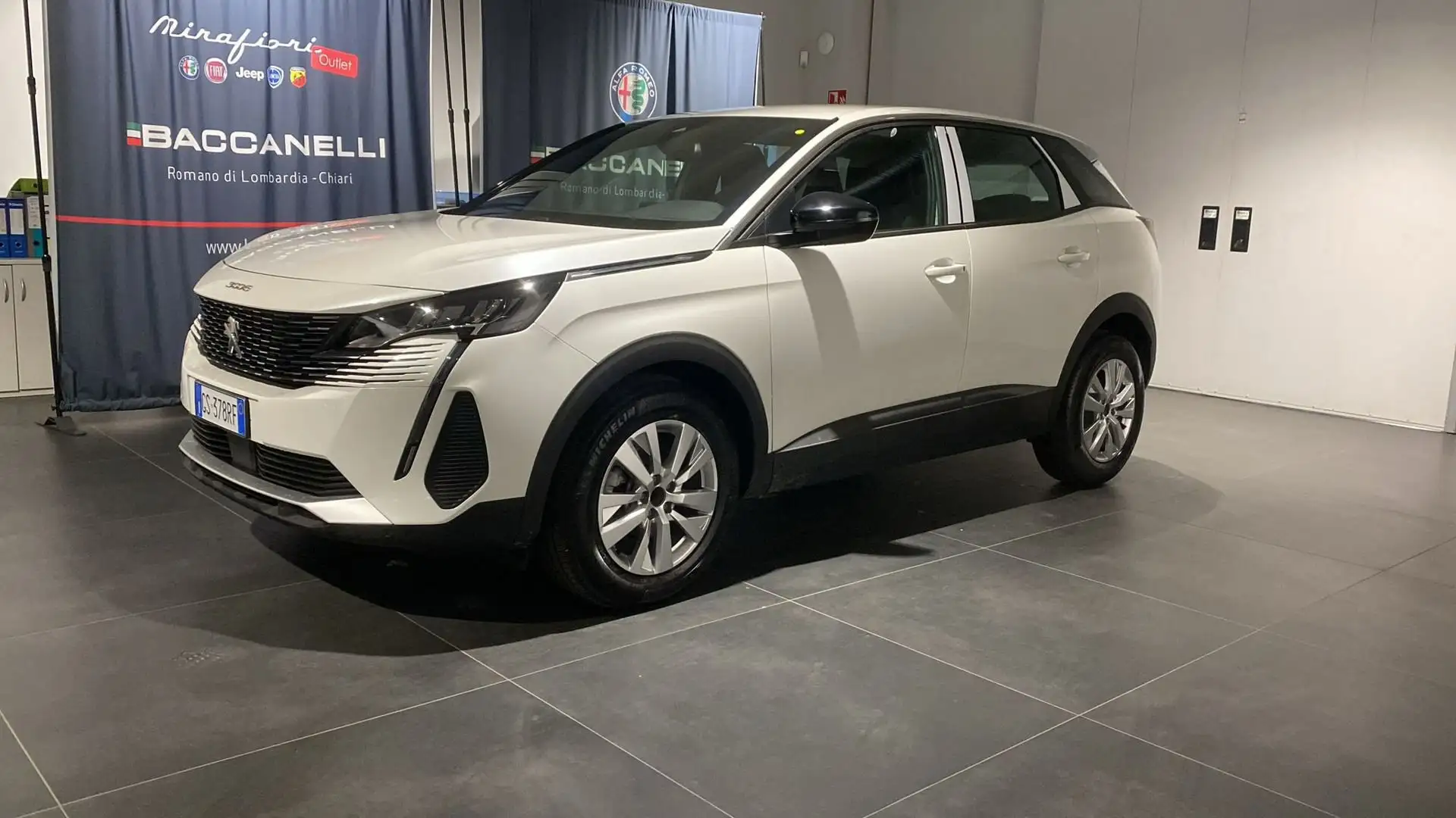 Peugeot 3008 PureTech Turbo 130 S&S Active Pack Beige - 1