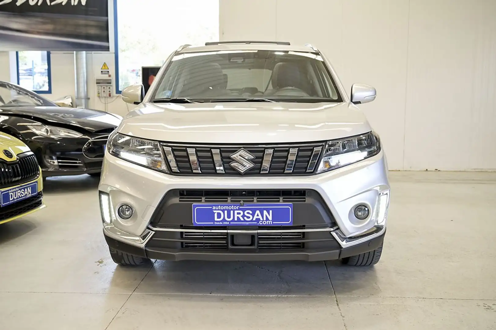 Suzuki Vitara 1.4 T GLX Mild Hybrid Gris - 2
