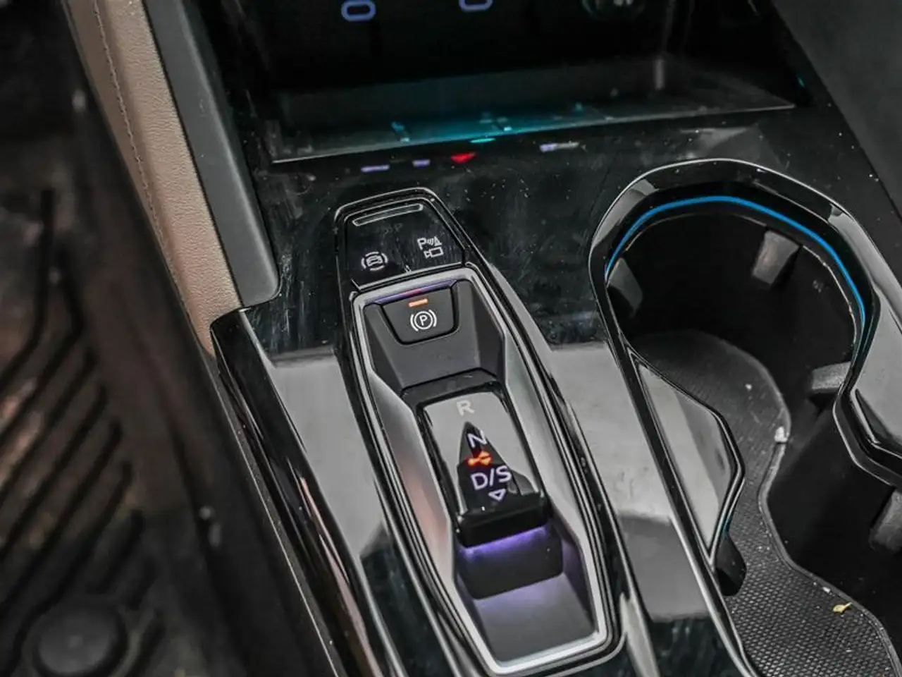 Audi Q5 снимка Audi Q5